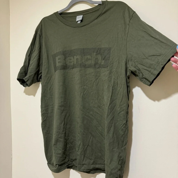 Men’s Bench Brand Army Green Graphic  Logo Casual T-Short Sleeve Shirt Size: L - Picture 13 of 16